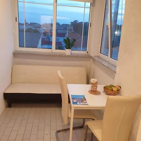 아파트 Toni Banjol