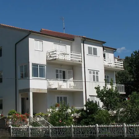 Apartment Toni