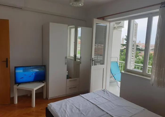 Toni Apartment